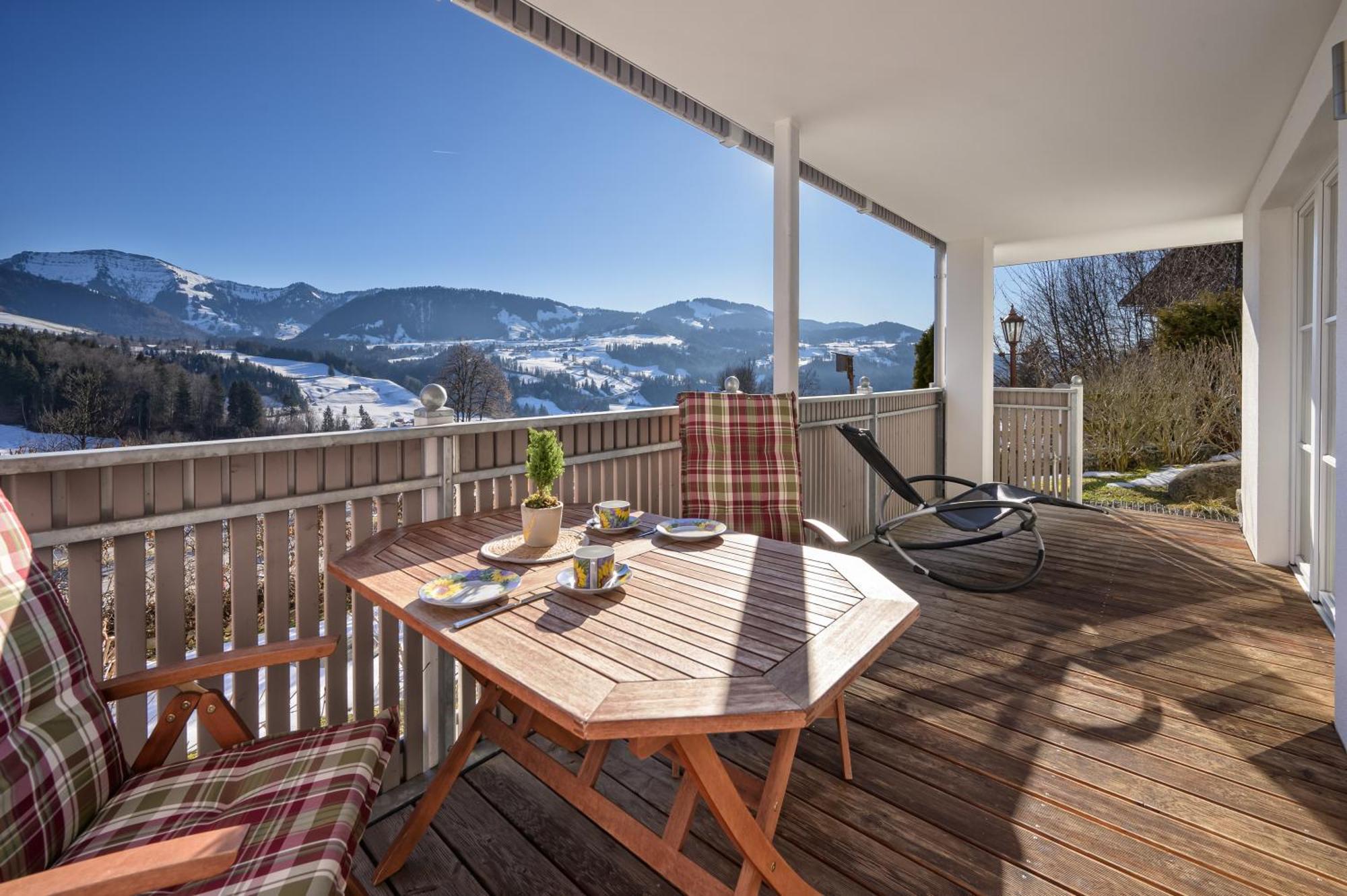 Haus "Bergblick" Ferienwohnung Falken Mit 1 Schlafzimmer Oberstaufen Ngoại thất bức ảnh